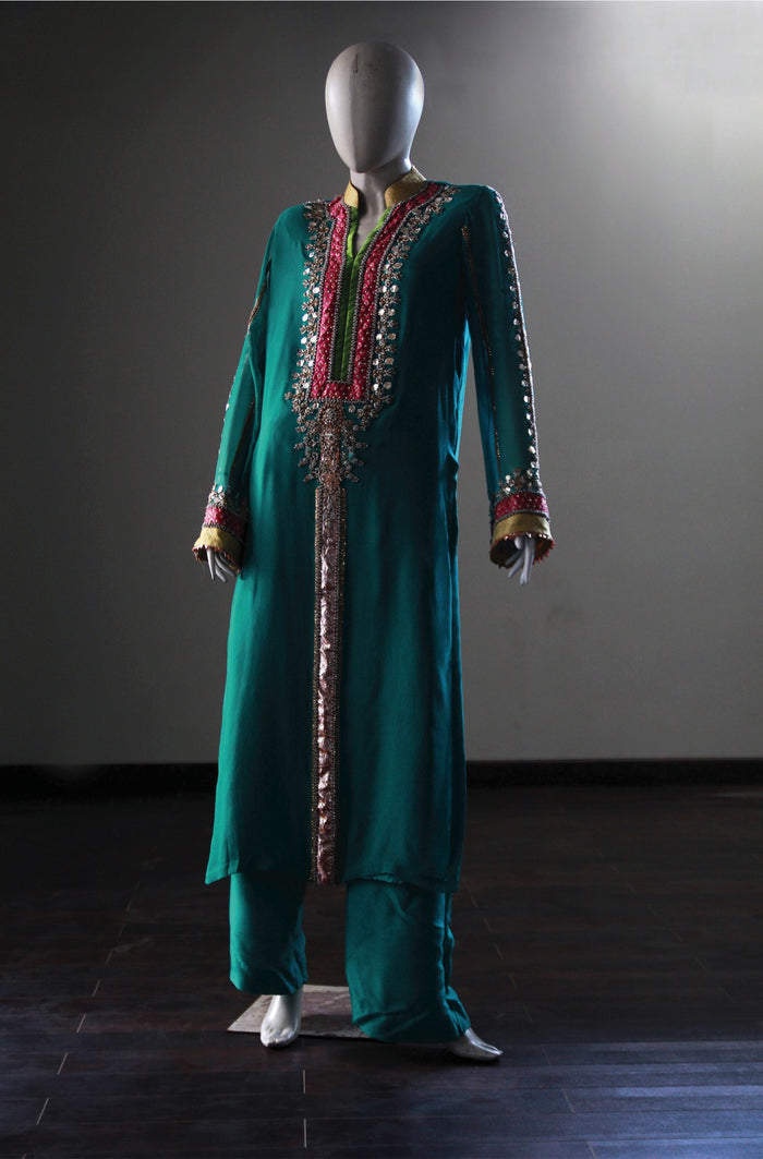 Summer Mehndi Outfit